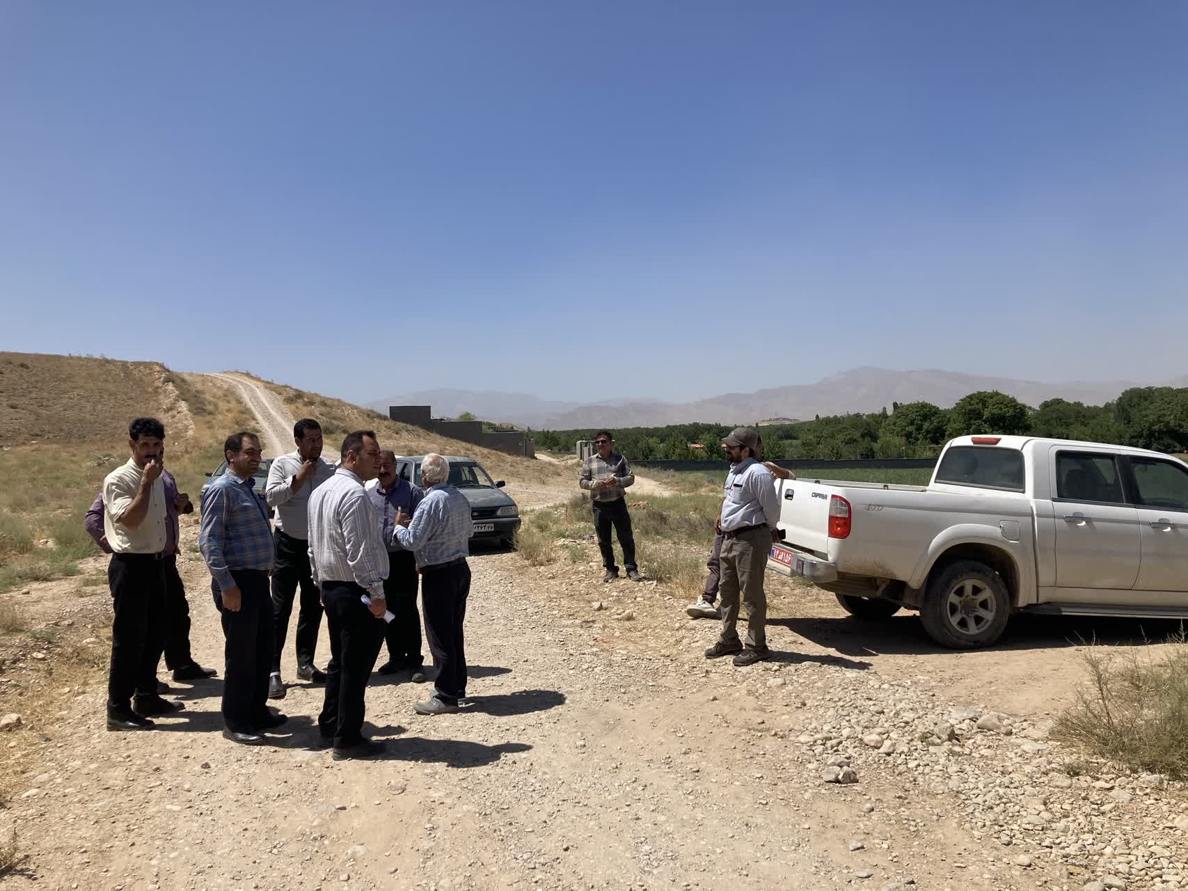 بازدید میدانی اراضی ثبتی